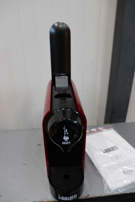 Кафемашина Bialetti Gioia, капсули, 1200W, червена, Енергиен клас A