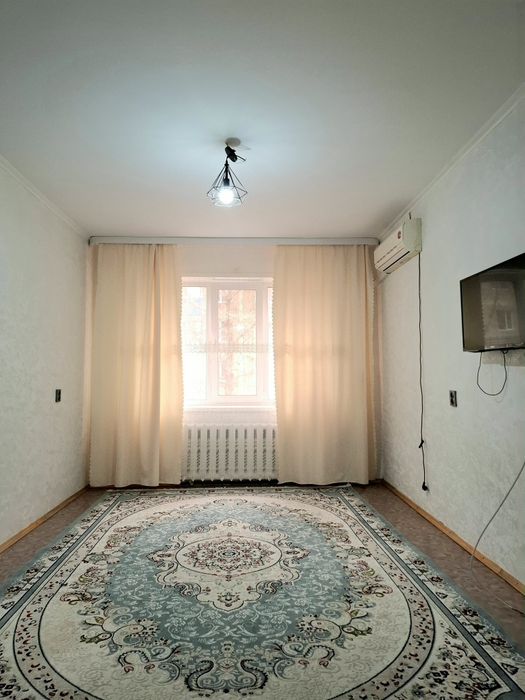 2 ком 4 мкр 3 этаж не угловая