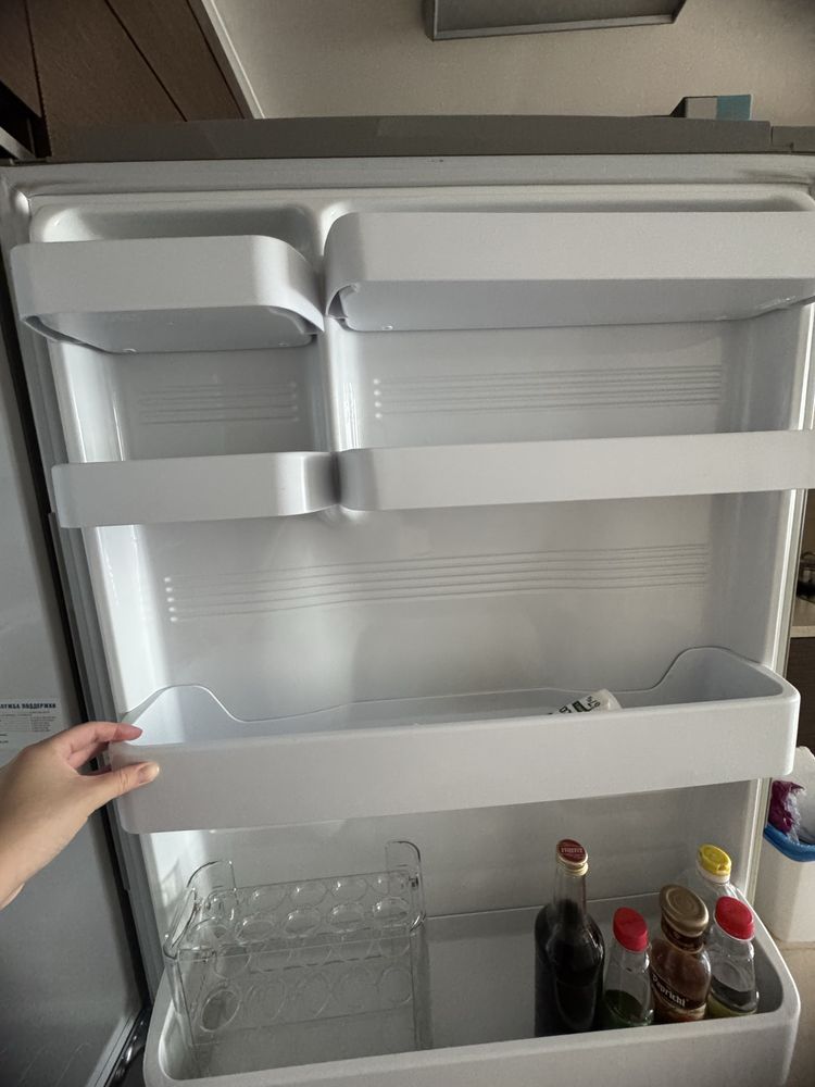 Продам холодильник Sumsung (нерабочий)