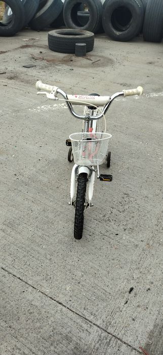 Bicicletă copii cu roți pe 16