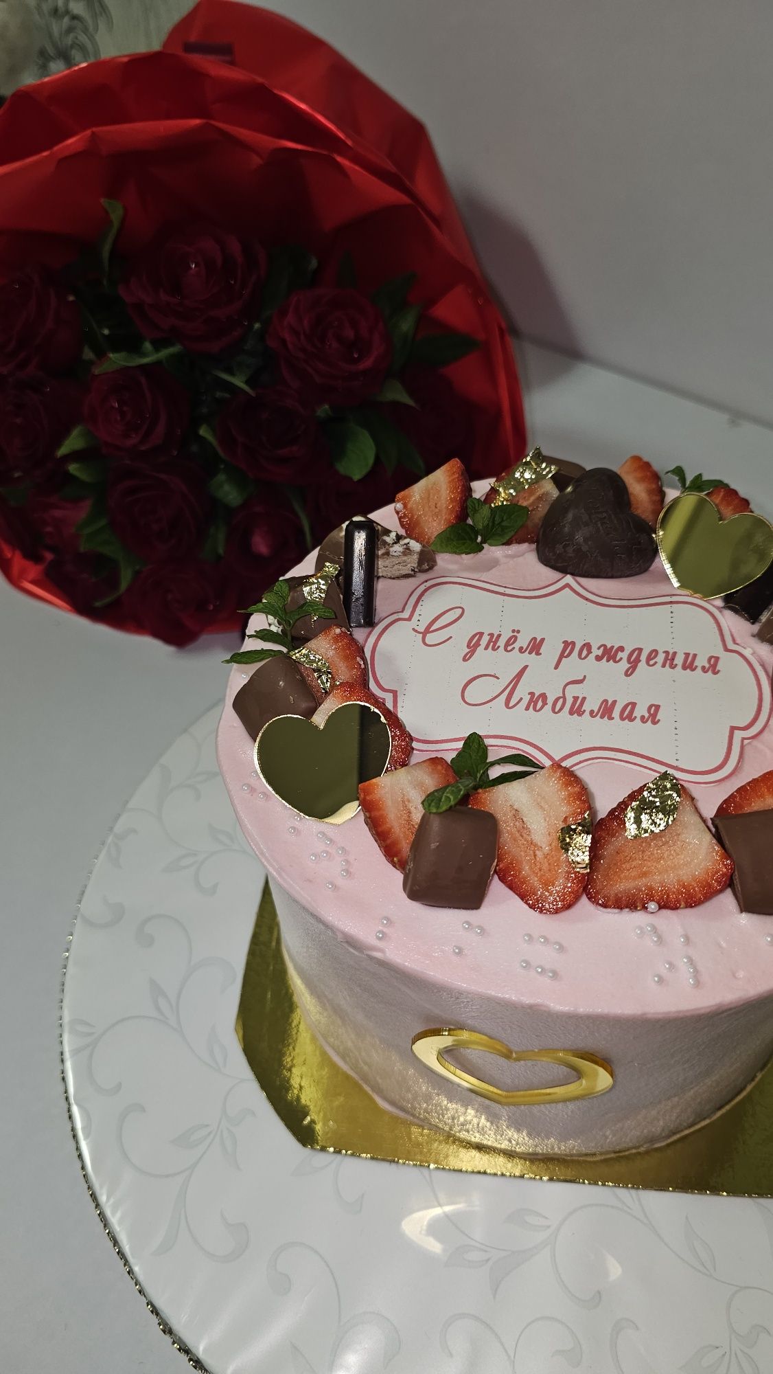 Торт на заказ Buyurtma asosida Tort Tayyorlayman..