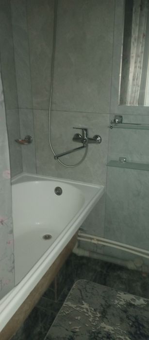 Шайхонтохур район себзор 2 хона