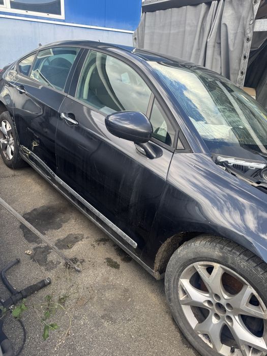 Dezmembrez Citroen C5 1.6 diesel