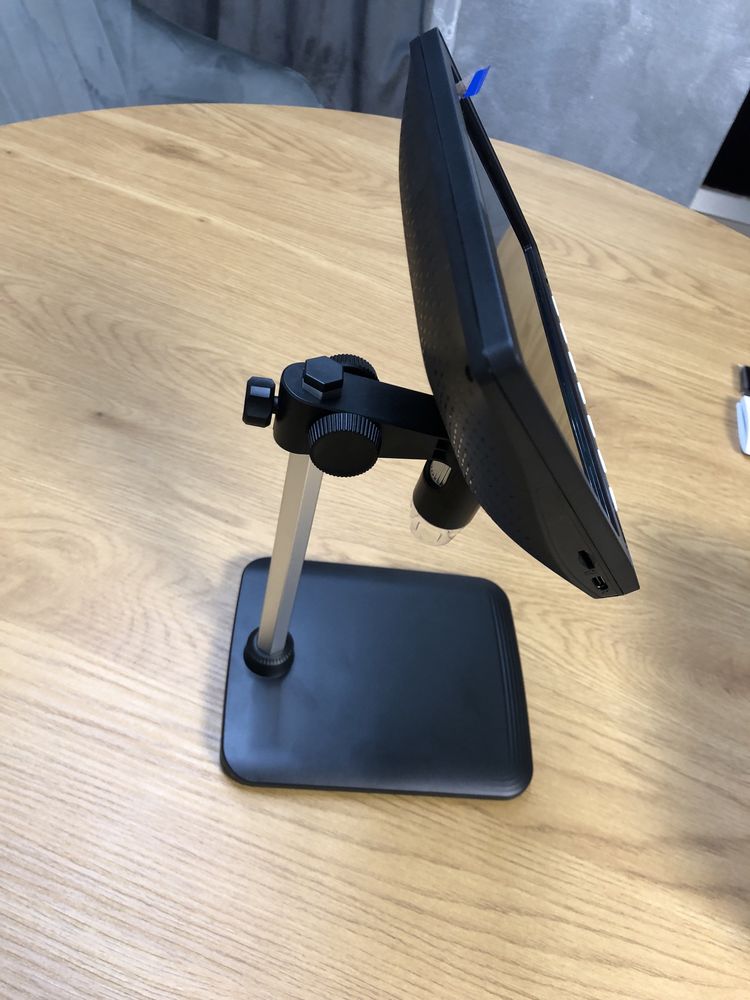 Microscop digital 7 inch ,5MP,compatibil PC.NOU!
