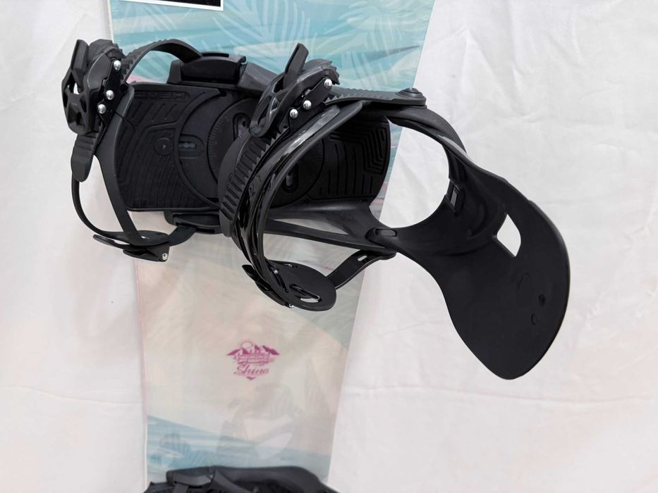 Placa snowboard NOUA Head Shine 2025 LYT 138cm si 142cm + Head NX LGCY