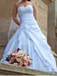 Rochie mireasa tip printesa, alba