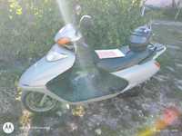Продам скутер Honda Spacy 100