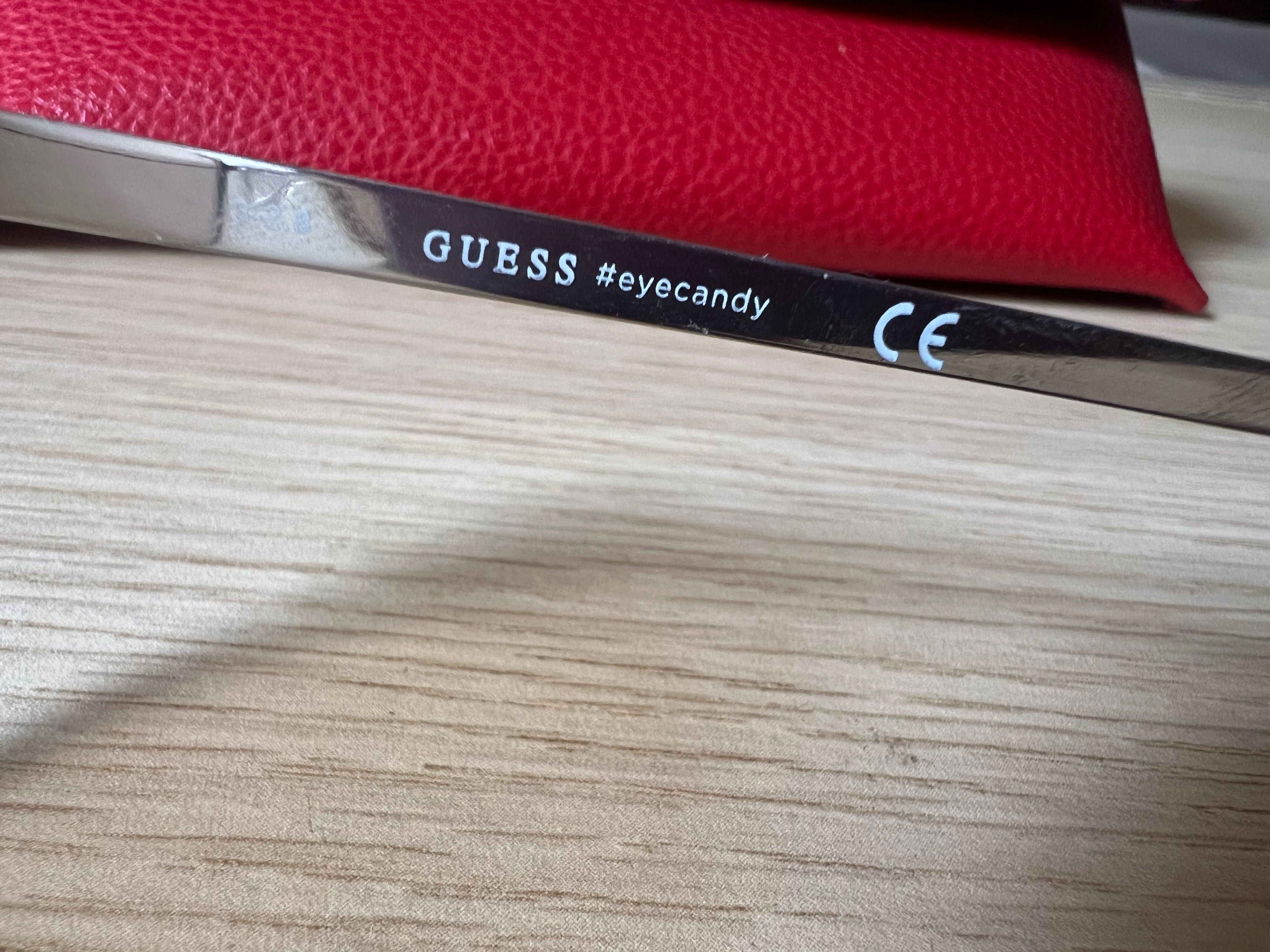 Слънчеви очила GUESS