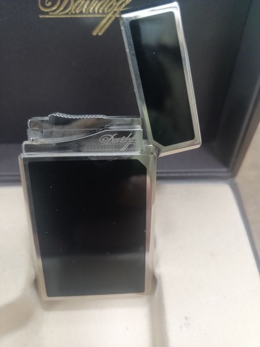 Оригинална запалка DAVIDOFF