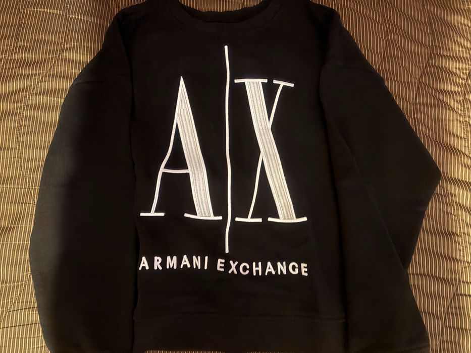 Сушърт на Armani Exchange