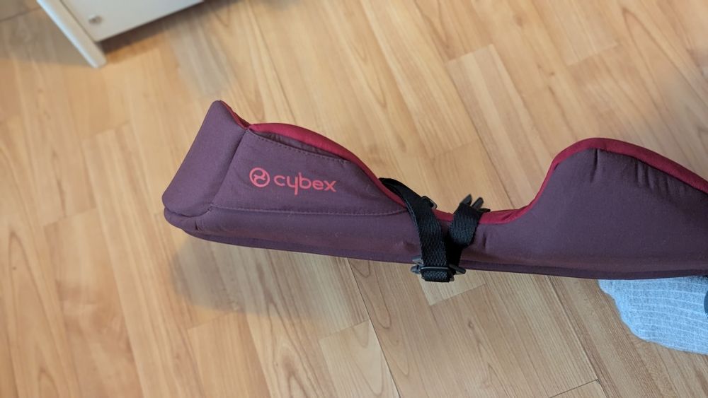 Marsupiu cybex nou