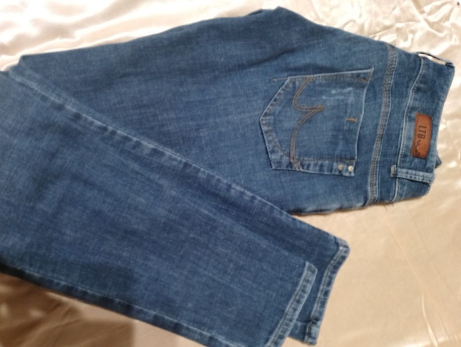 Blugi de dama stare bună