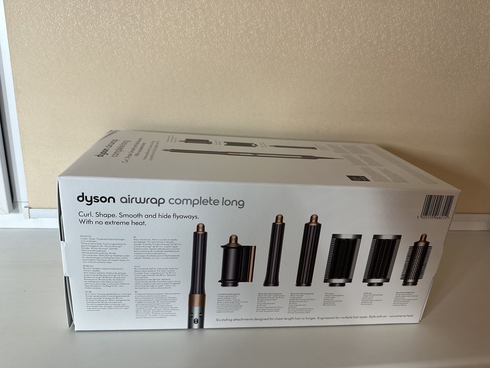 Продам новый Dyson airwrap complete long. Оригинал