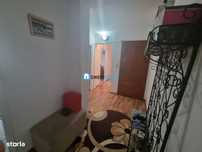 Apartament cu trei camere