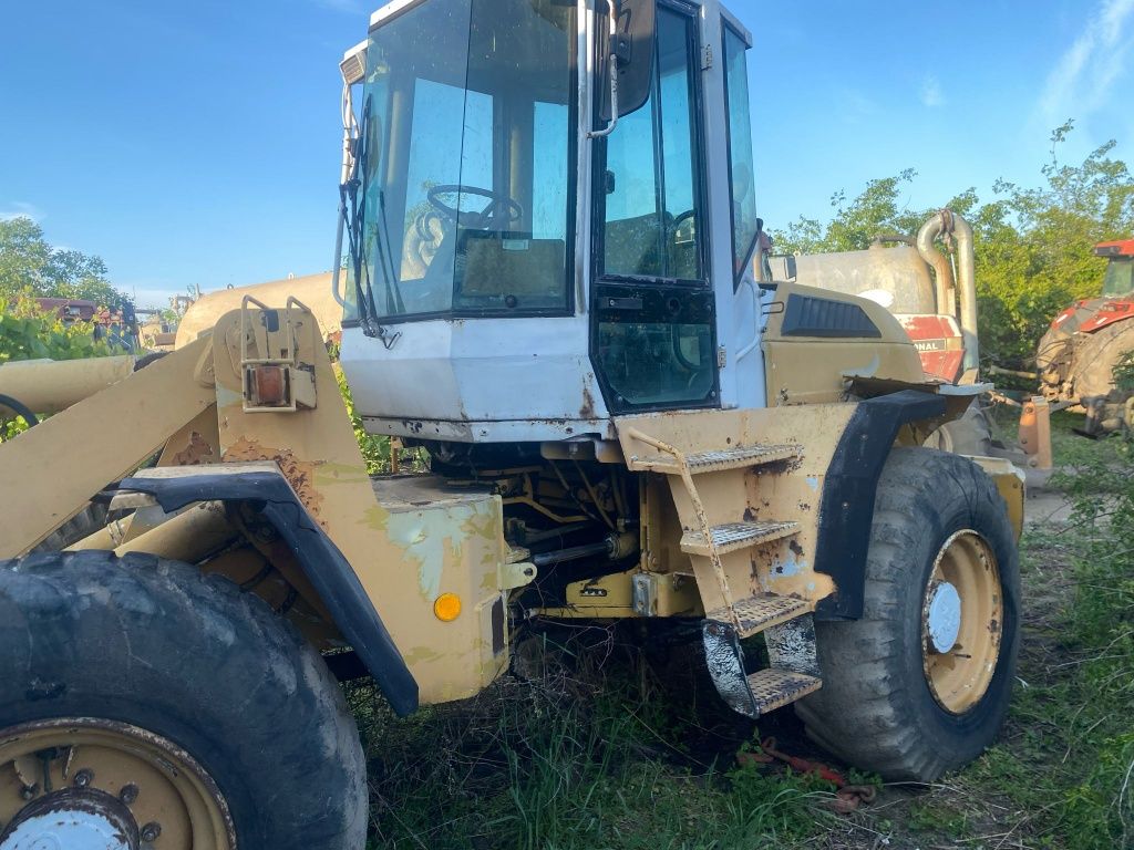 Încărcător frontal Vola Liebherr L522