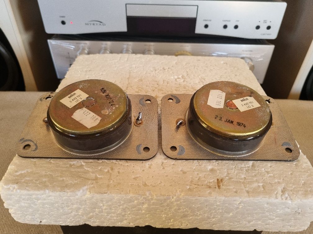 Set Tweetere Braun. 8 ohms, 40 watts, 12x8 cm. Impecabile.