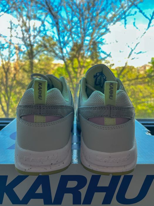 Маратонки Karhu 38 размер