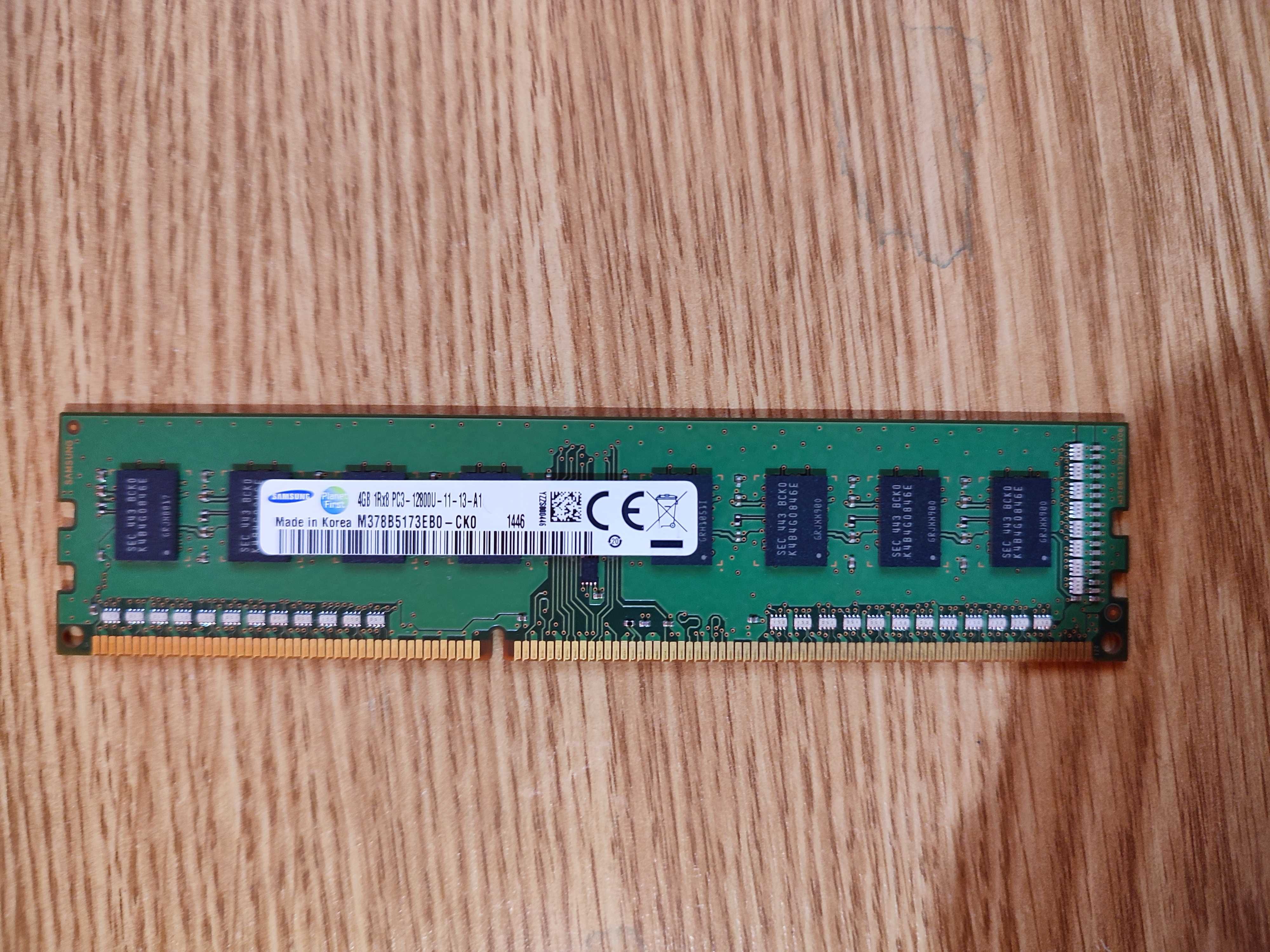 4GB DDR3 1600Mhz Samsung Calculator PC Desktop