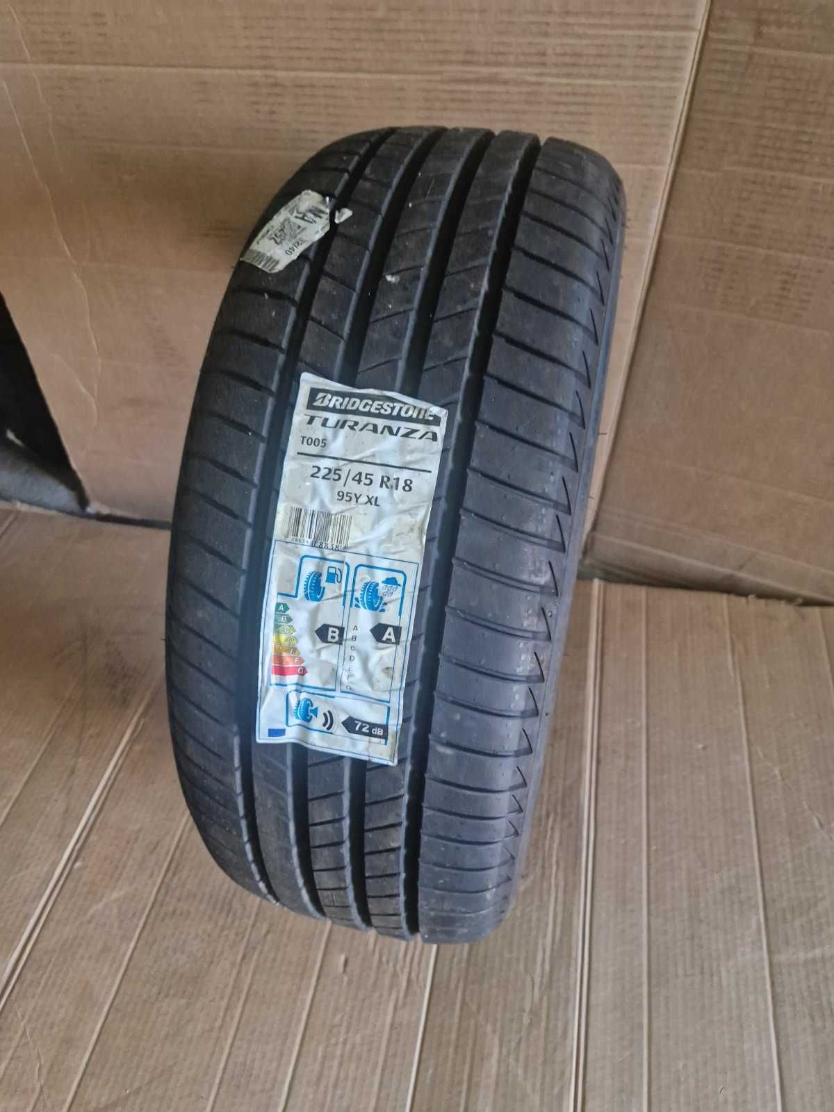 1 брой Bridgestone R18 225/45/ 
нова лятна гума 
DOT0420