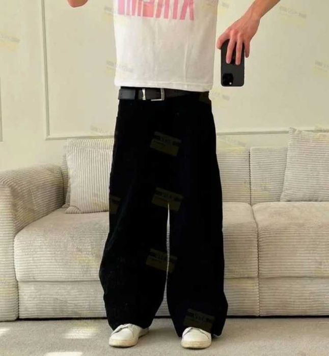 Blugi tip londonez blazat