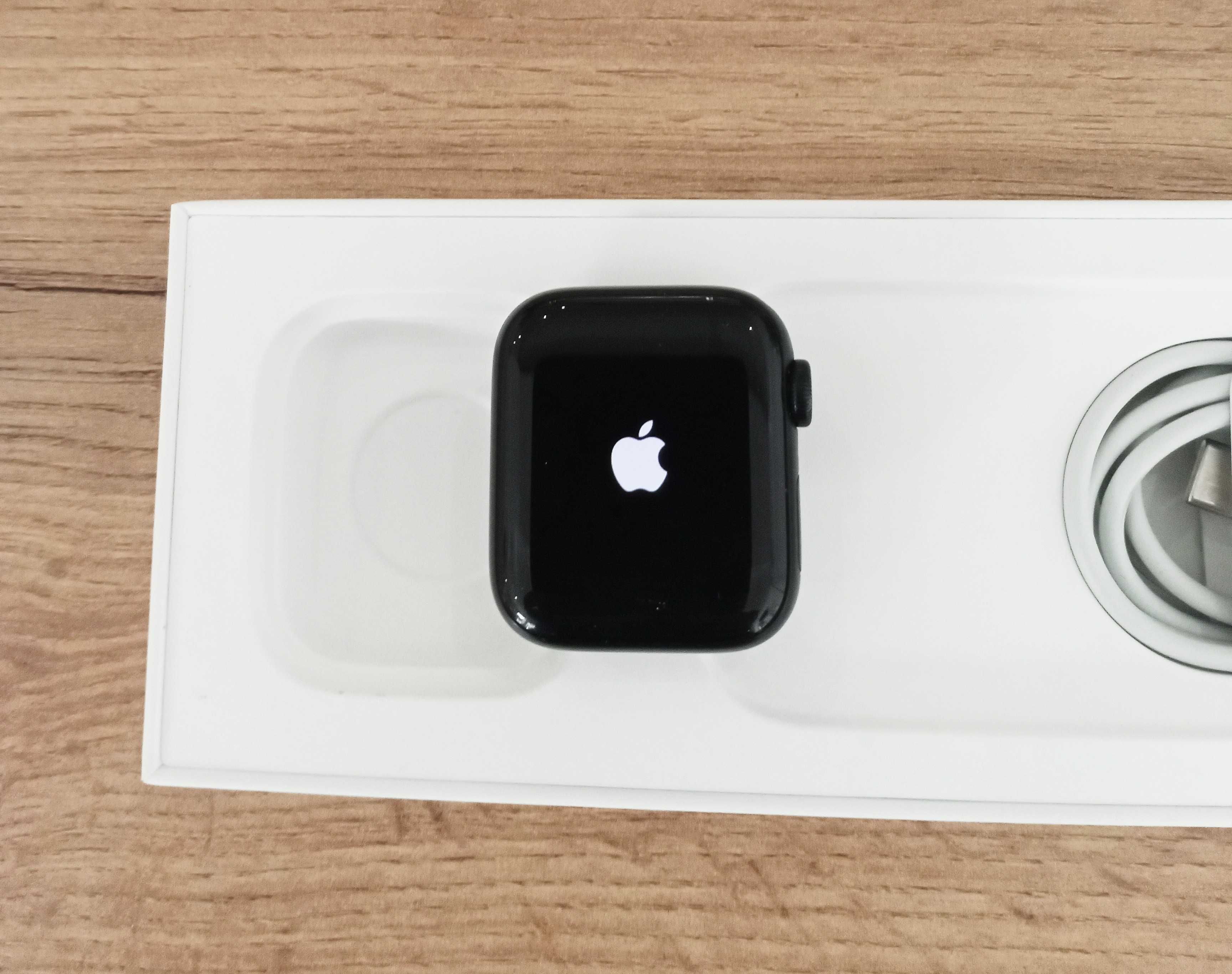 Apple Watch SE 2 в ГАРАНЦИЯ