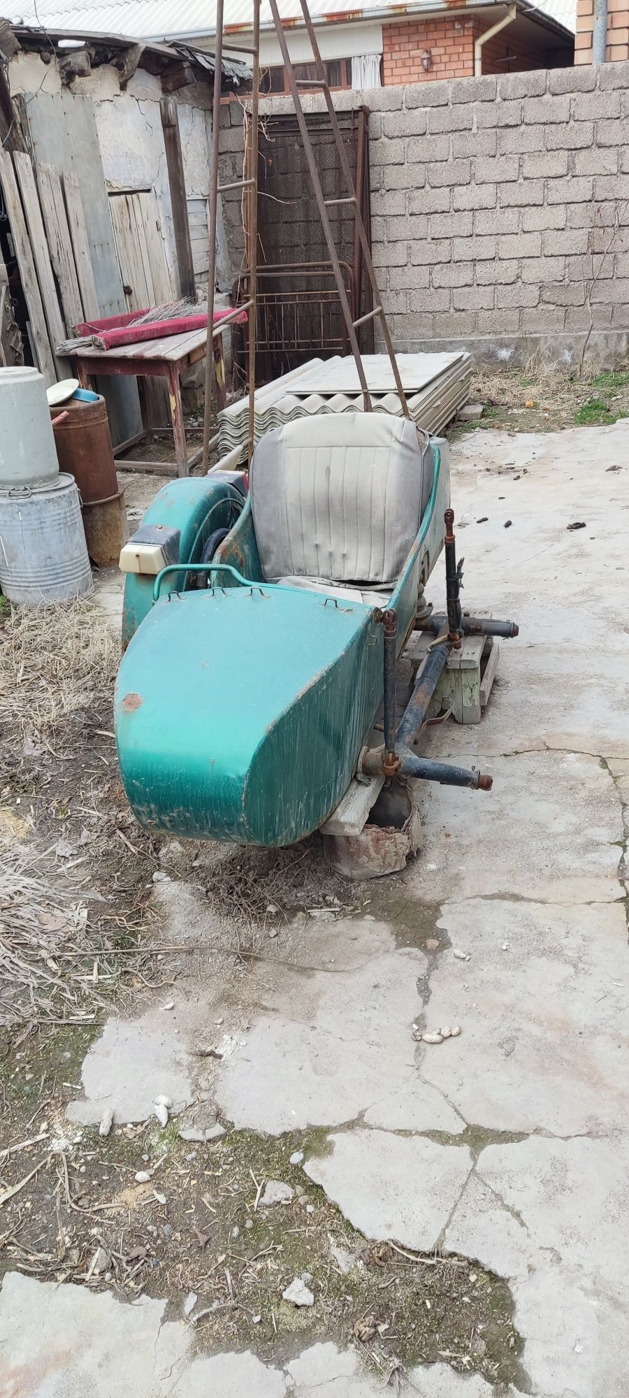 Срочно мотоцикл Урал