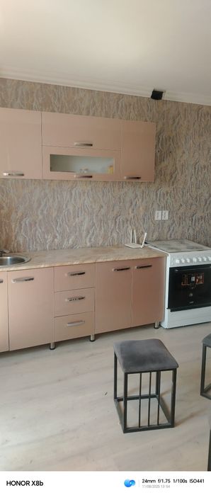 Kuxinni mebillar sotiladi