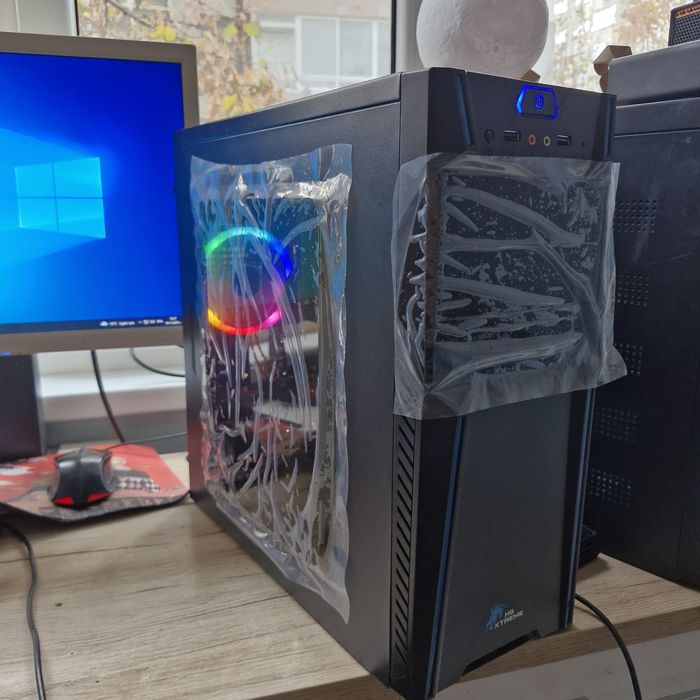 Универсален компютър