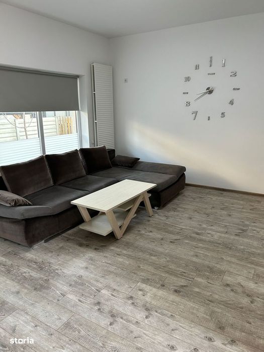 Vila 4 camere 2 bai mansarda Cartierul Latin Str Toamnei