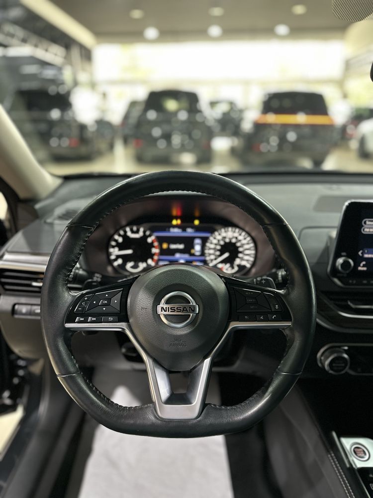Nissan Altima 2021