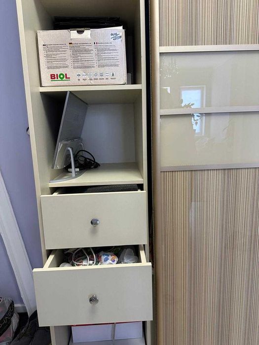 Шкаф-купе в идеальном состоянии