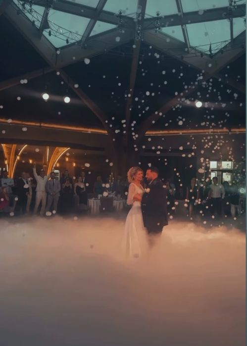 Fum pentru dansul mirilor, baloane cu fum, vulcani, oglinda magica