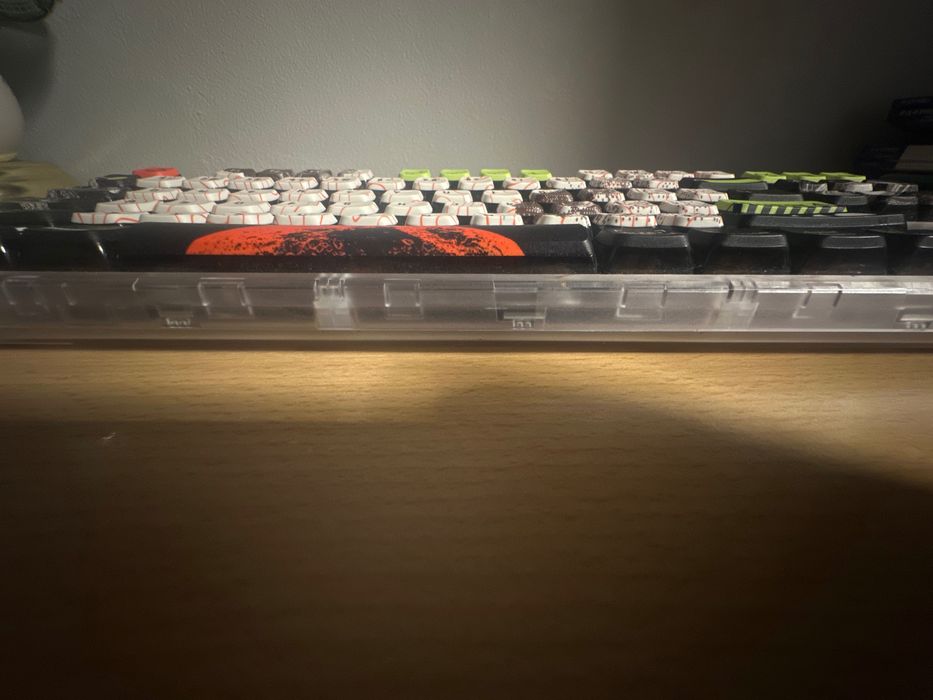 Qwerty QK80 Keyboard