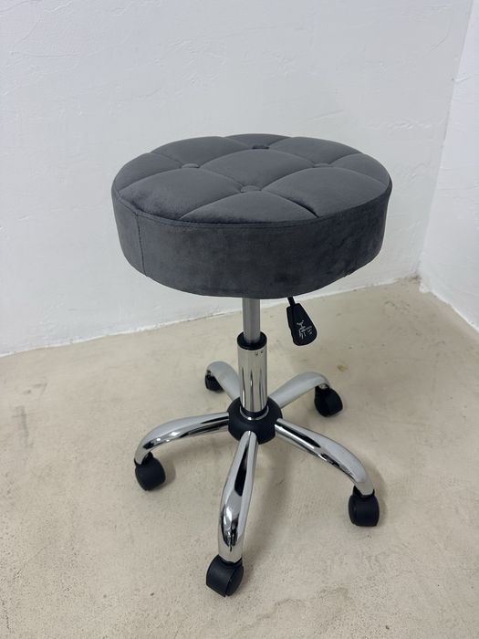 Кадифена табуретка на колелца HOMCOM, регулируема