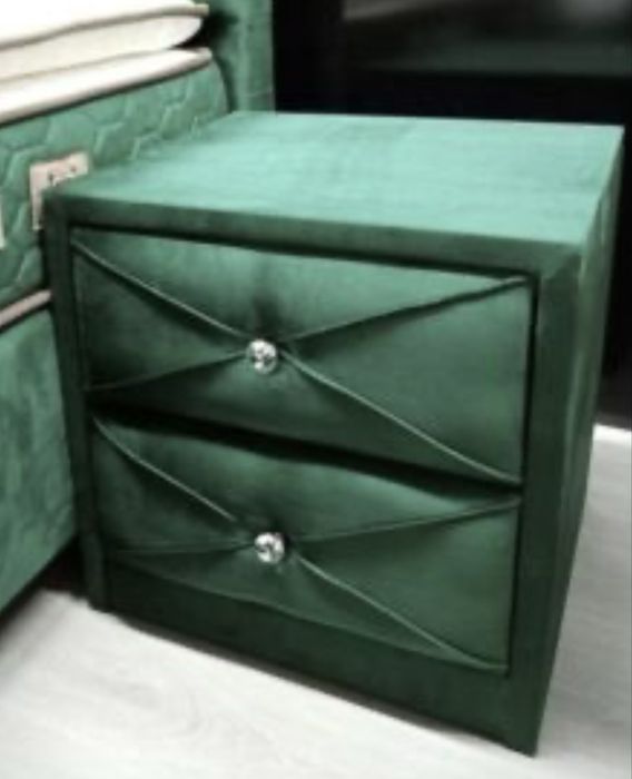 Vand pat tapitat + noptiere