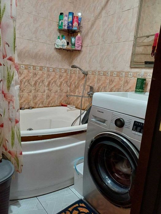 СРОЧНО! Продаётся 3 комнатная квартира на 11 квартале. Локация - СУПЕР