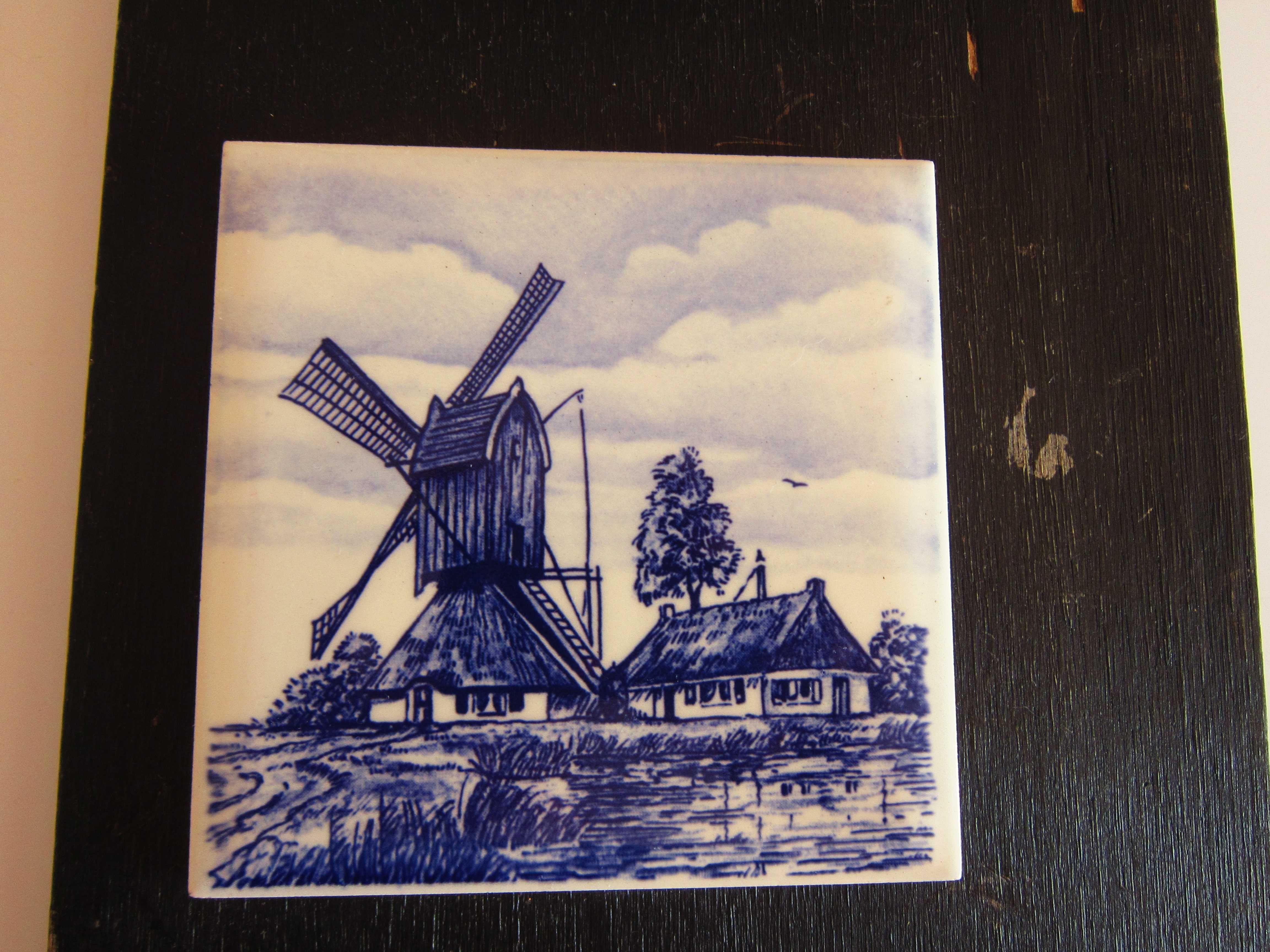 placa ceramica vintage peisaj moara de vant pictata manual Olanda