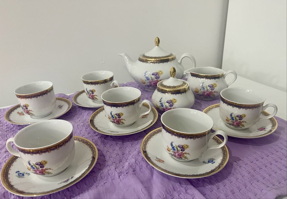 Новый чайный сервиз. Мейсенский букет. Чешская республика.