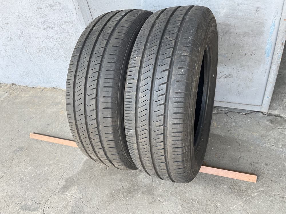 2 бр. гуми за бус 215/65/16C Hankook DOT 1019 6,2 mm