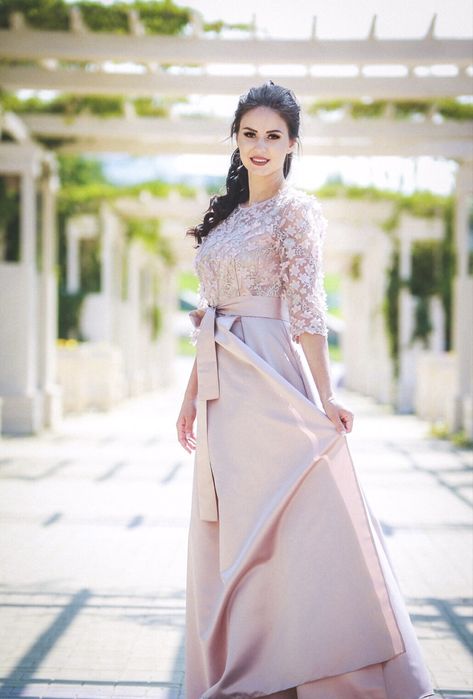 Продам платье новое , надевалось всего один раз для фотоссесии