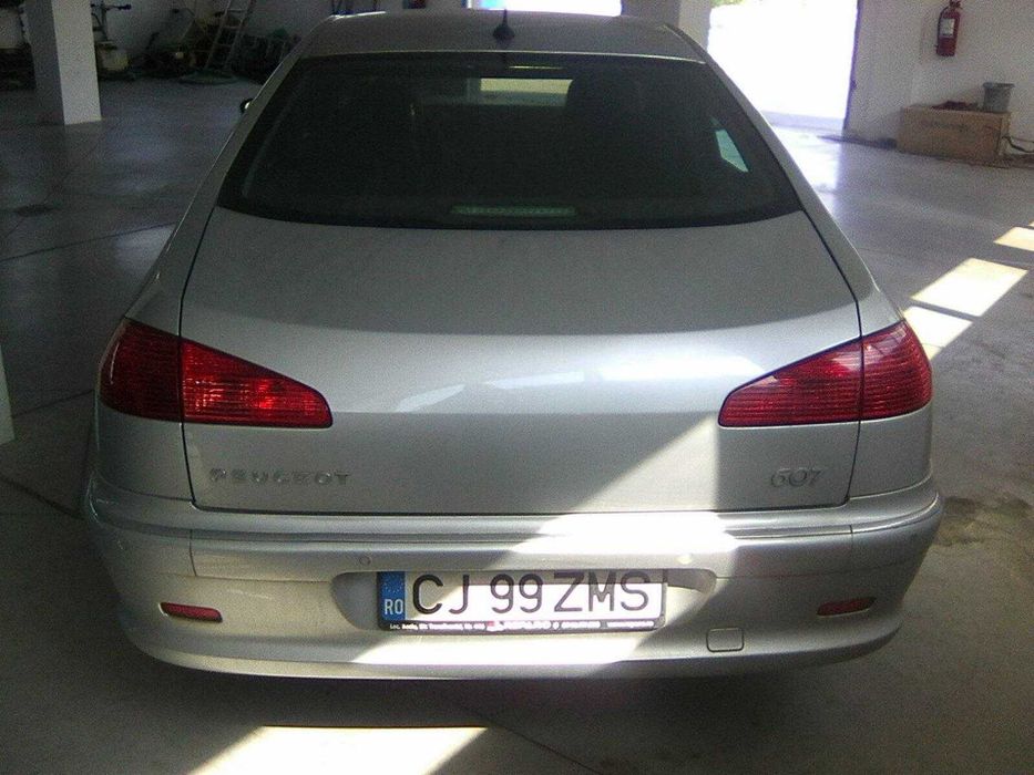 peugeot 607  2005 v6 2,7