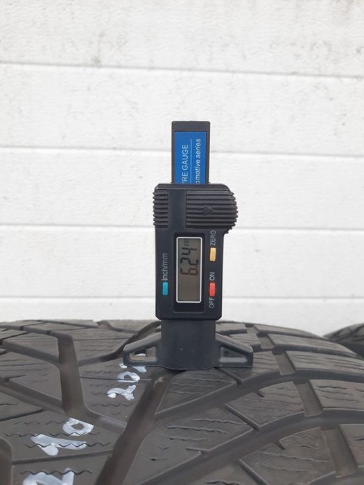 Зимни гуми 2 броя YOKOHAMA Bluearth 315 35 R21 дот 2020