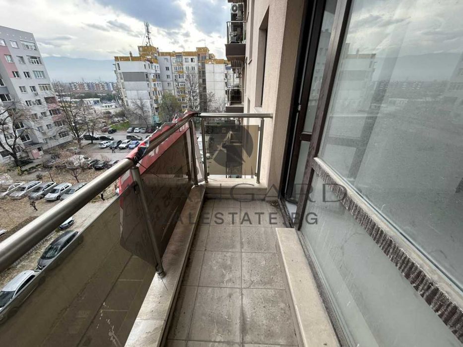 Продава се Тристаен апартамент в Пловдив, Кючук Париж - 74 кв.м за 2000 €/кв.м - Снимка #7