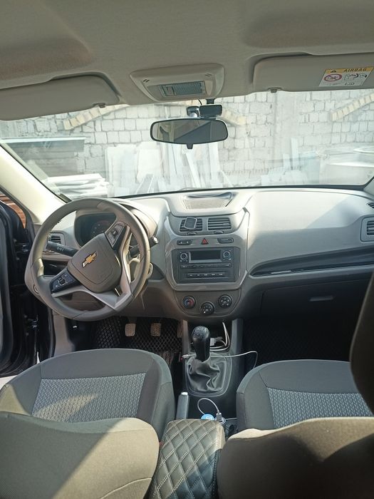 Cobalt moshinasi sotiladi