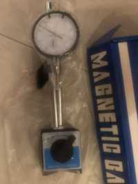 магнитна стойка с индикаторен часовник