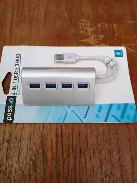 Hub USB 3 cu 4 porturi usb 3 de mare viteaza