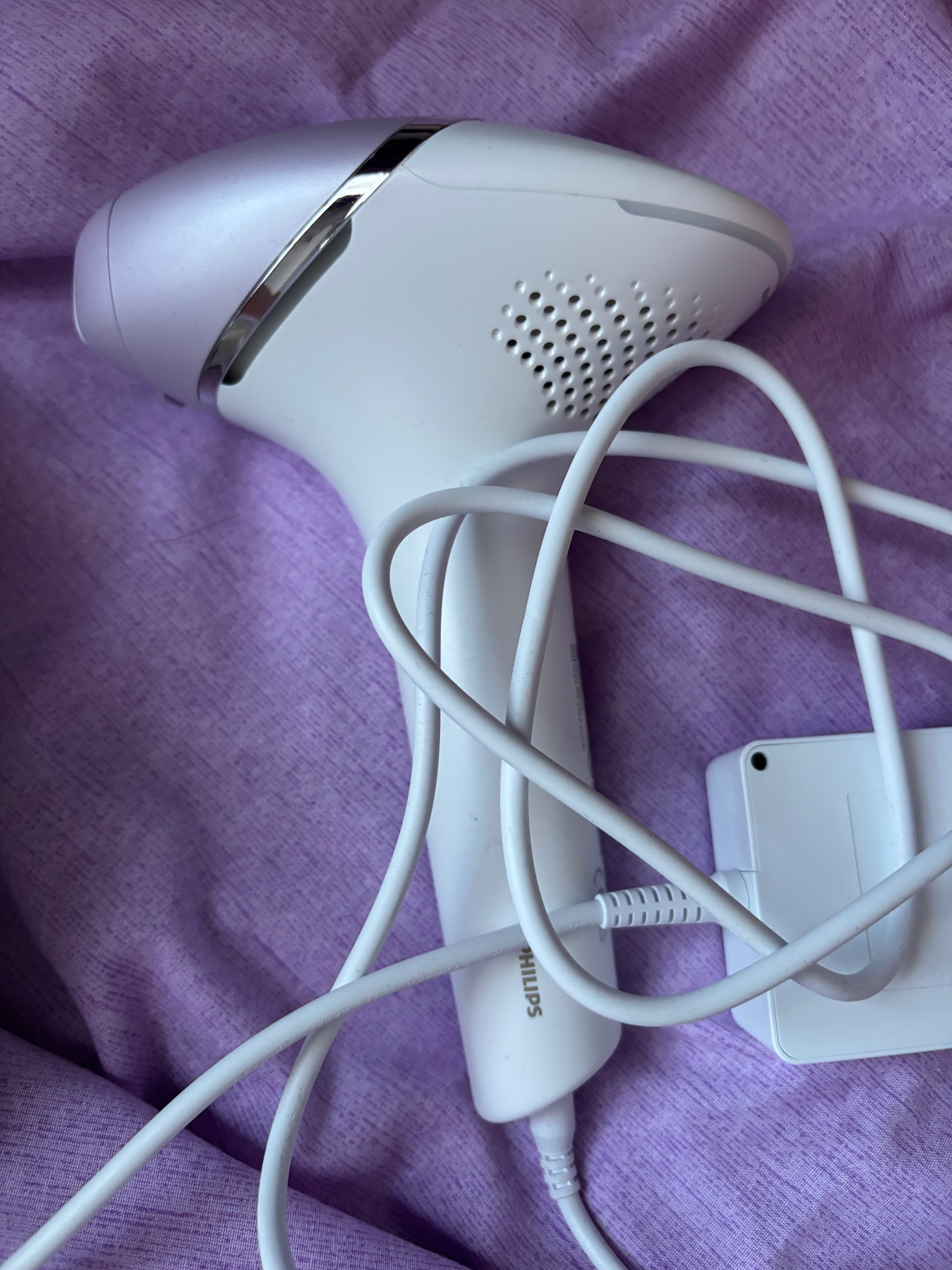 Philips Lumea
IPL 9900 Series Фотоепилатор