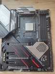 ASRock X570 phantom gaming x + 5600x.