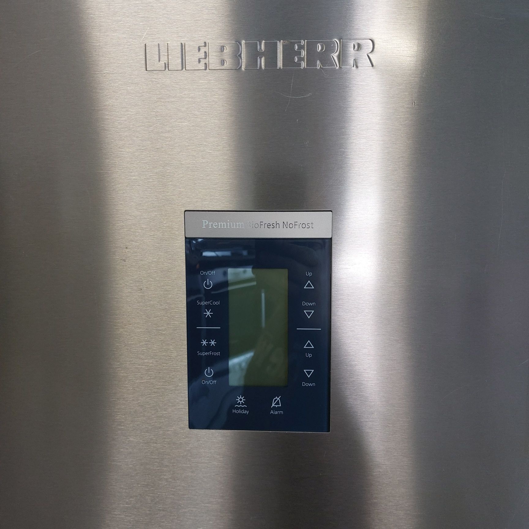 Хладилник с фризер LIEBHERR PREMIUM NO FROST ИНОКС вис.200см А+++