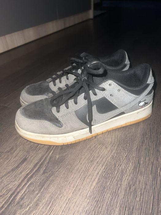 Продам кроссовки подрастковые